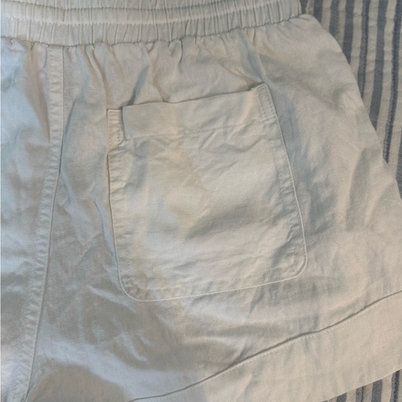 Universal Thread White Drawstring Shorts - Picture 4 of 4